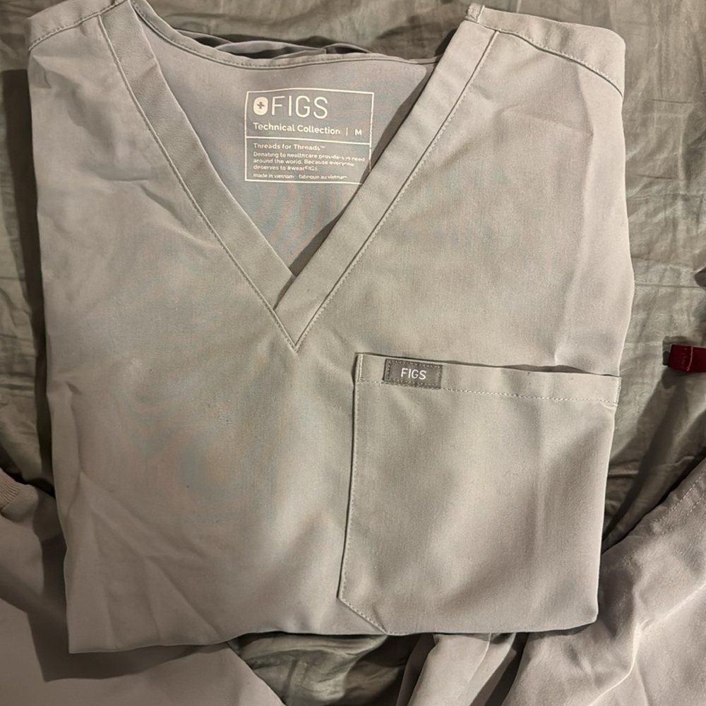 Figs cement scrub top